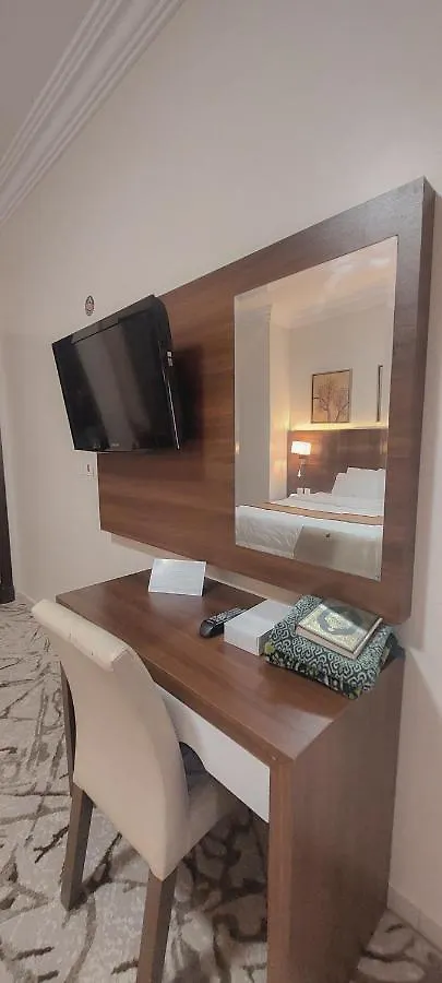Rabwah Al Safwa Hotel 8 Medina 0*,